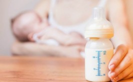 Mẹ có nên mua máy hút sữa trước khi sinh không?