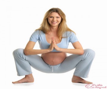 Tại sao có bầu không được ngồi xổm? Tư thế ngồi tốt nhất cho bà bầu