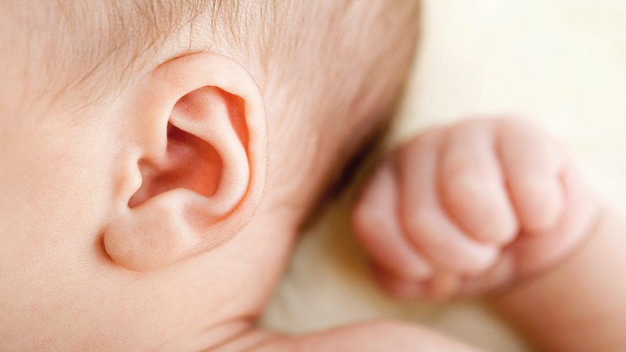 Dấu hiệu viêm tai giữa ở trẻ sơ sinh, nguyên nhân và cách điều trị