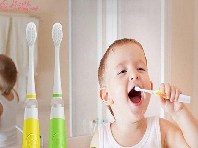 Bàn chải đánh răng cho bé loại nào tốt? Top 5 sản phẩm tốt nhất 2023