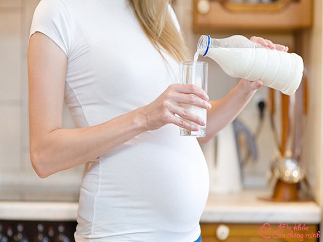 Review top 5 sữa tươi không đường cho bà bầu tốt nhất 2023
