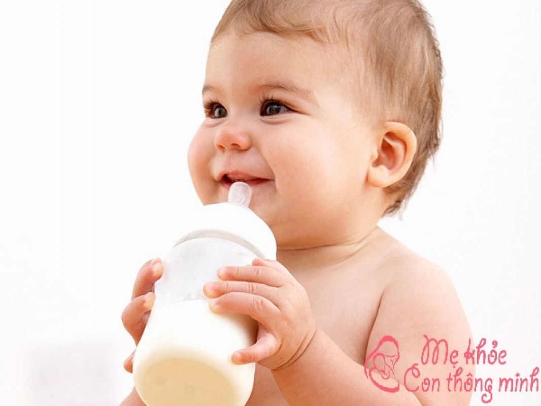 Những Điều Mẹ Nên Biết Khi Cho Trẻ Uống Sữa Tươi
