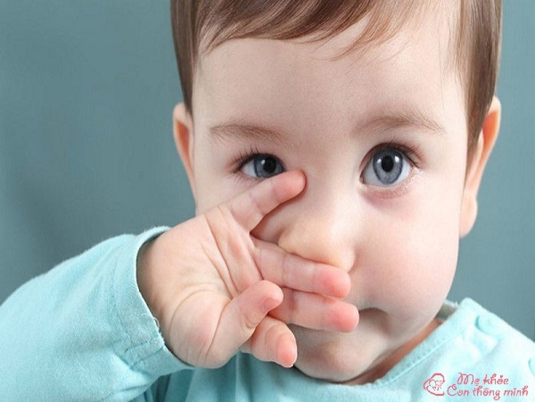 Cách chữa nghẹt mũi cho trẻ sơ sinh mà không cần dùng thuốc