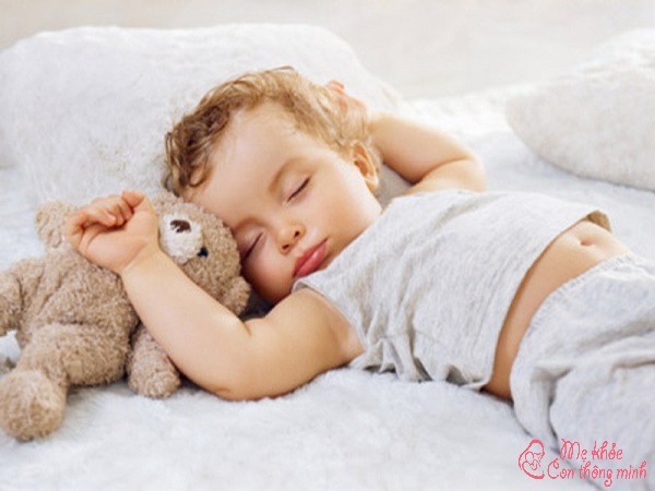 ngủ bao nhiêu là đủ, trẻ ngủ bao nhiêu là đủ, ngủ bao nhiêu lâu là đủ, bé 3thang ngủ bao nhiêu là đủ, bé 4thang ngủ bao nhiêu là đủ